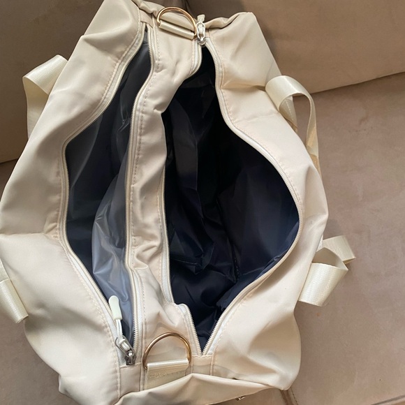 Brand NWT canvas cream duffle bag water resistant and waterproof - Picture 10 of 15